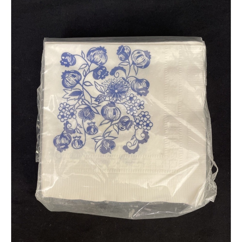 Nantucket Beverage Napkins‎ 3-Ply Qty 30 Blue White Floral Barware Party Classic